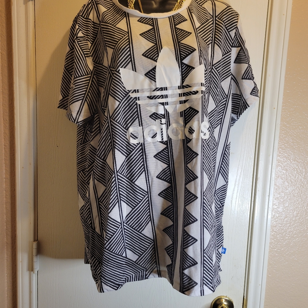 Adidas t shirt